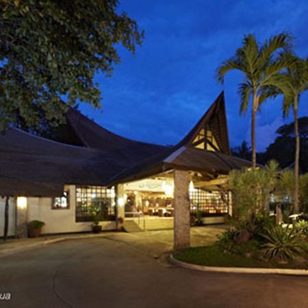 Matabungkay Beach Hotel Lian Eksteriør billede